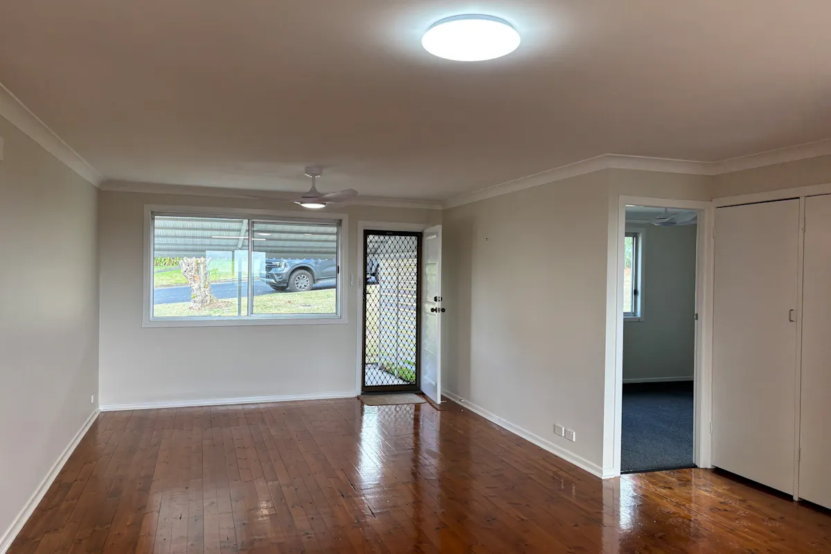 3 Bedroom Home with Views For Lease — photo 3 of 11