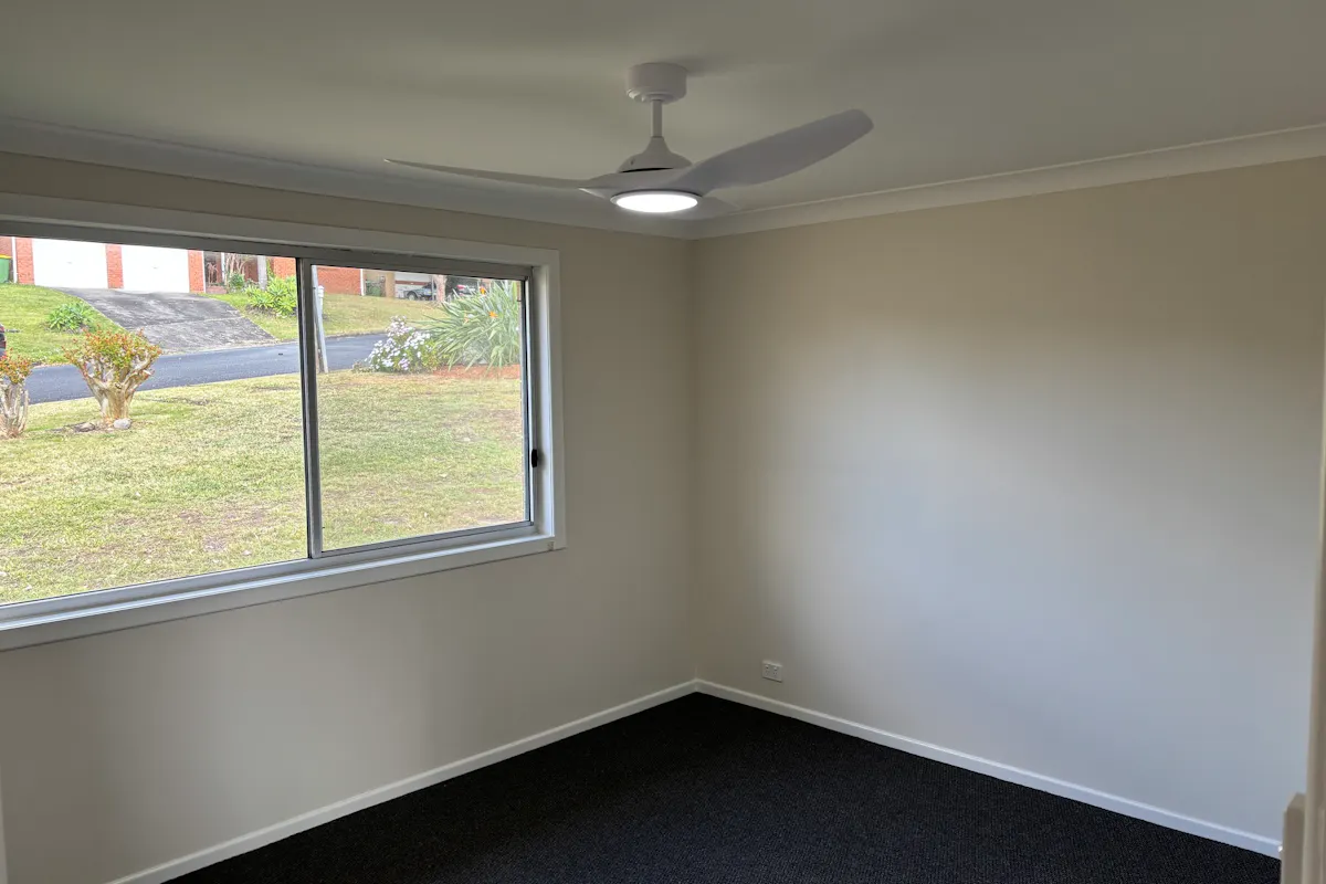 3 Bedroom Home with Views For Lease — photo 7 of 11