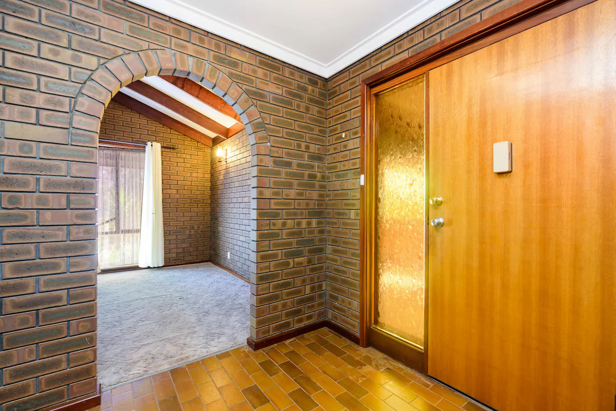 15 Gibbings Street — photo 5 of 30