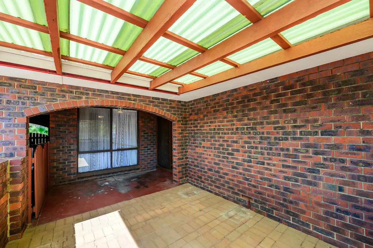 15 Gibbings Street — photo 4 of 30