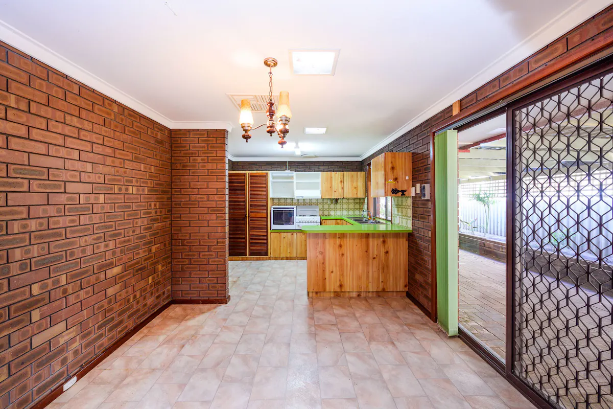 15 Gibbings Street — photo 8 of 30