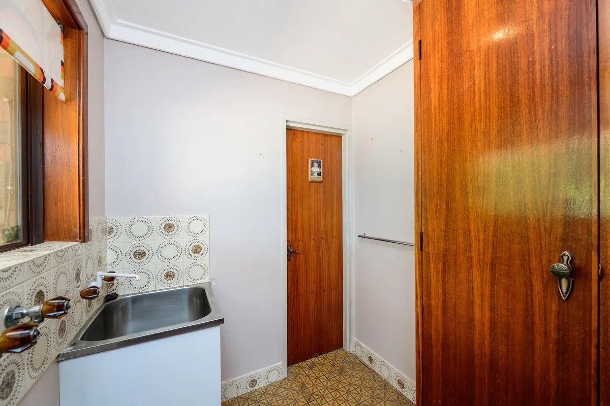 15 Gibbings Street — photo 18 of 30