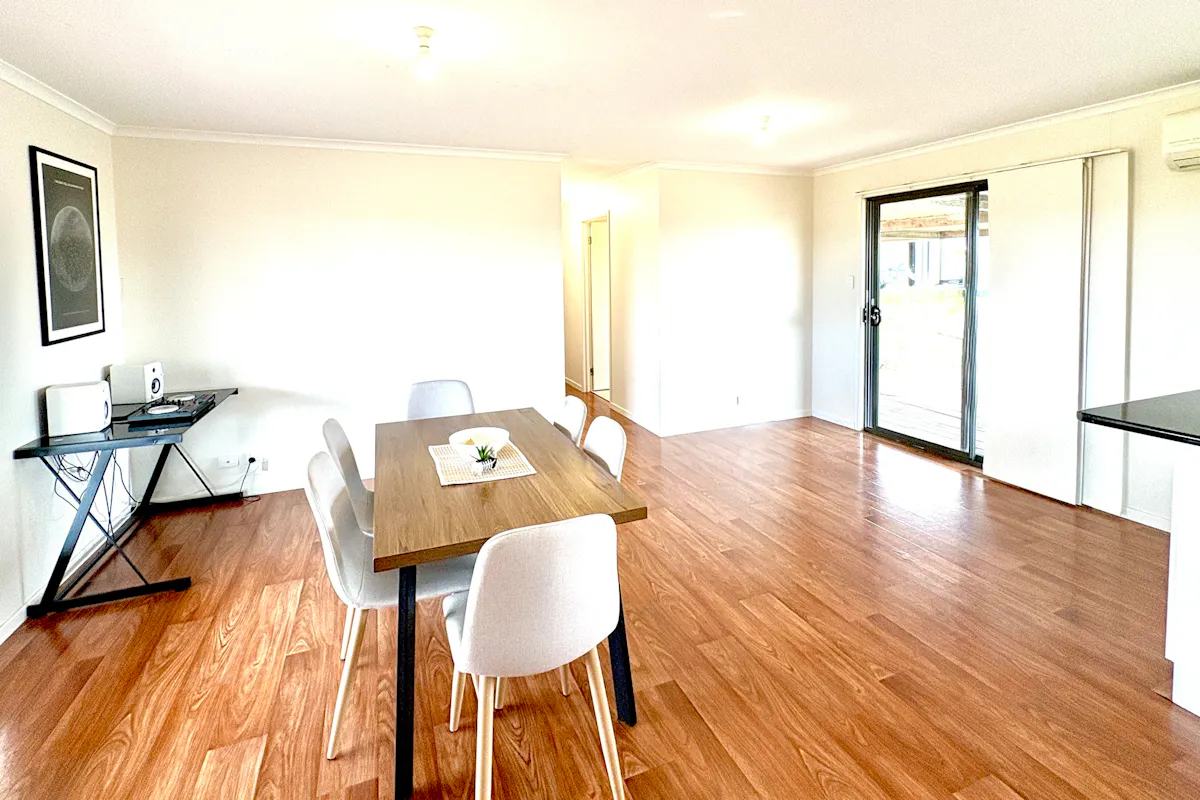 2 Bosanquet Boulevard — photo 9 of 26