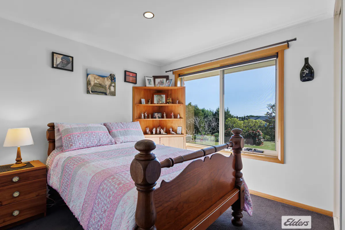 16 Seabreeze Avenue — photo 15 of 26
