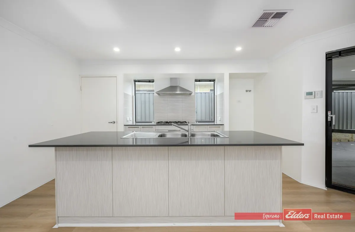 24 Chilvers Street — photo 4 of 10