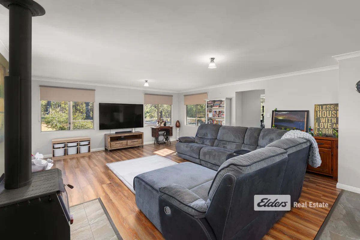 1434 Clifford Street — photo 10 of 29