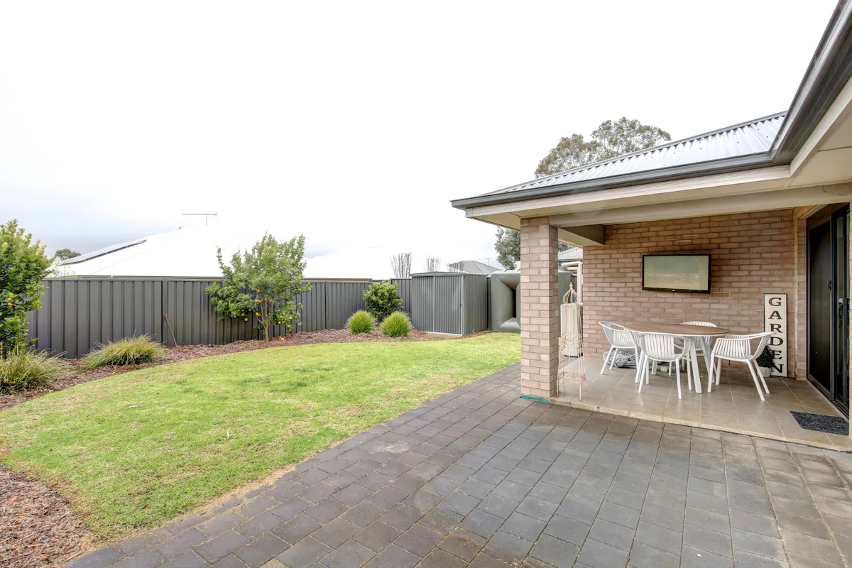 183 Heysen Boulevard — photo 20 of 22