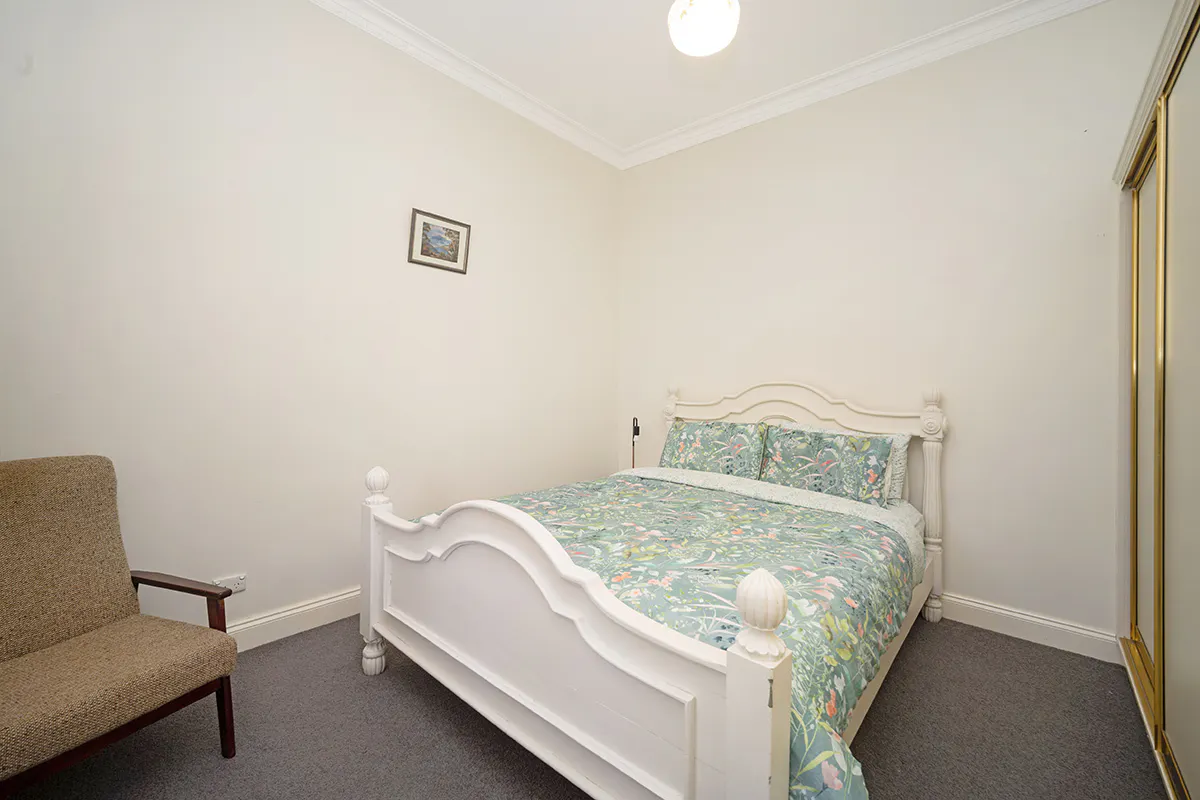 27 George Street — photo 7 of 11