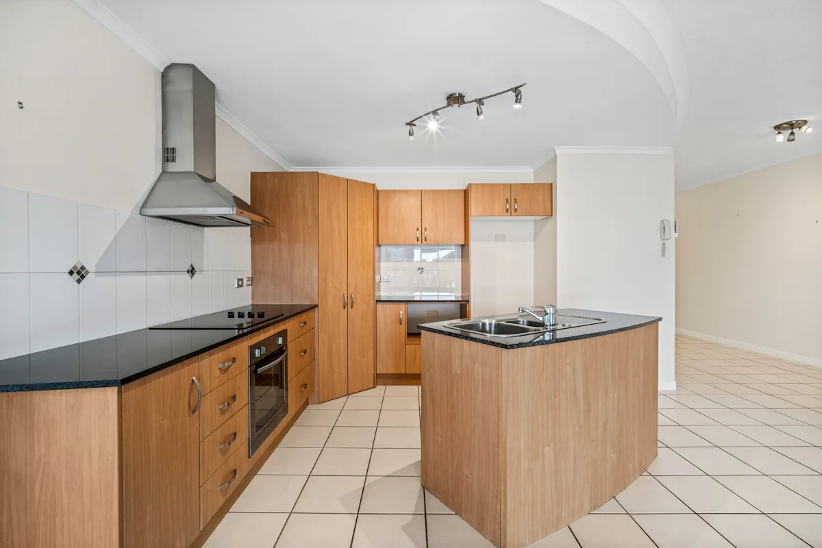 11/56-58 Mitchell Street — photo 2 of 20