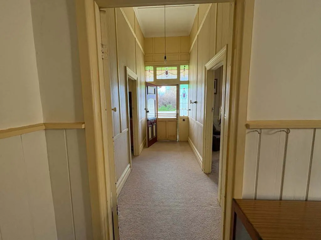 20 Godfrey Street — photo 3 of 15