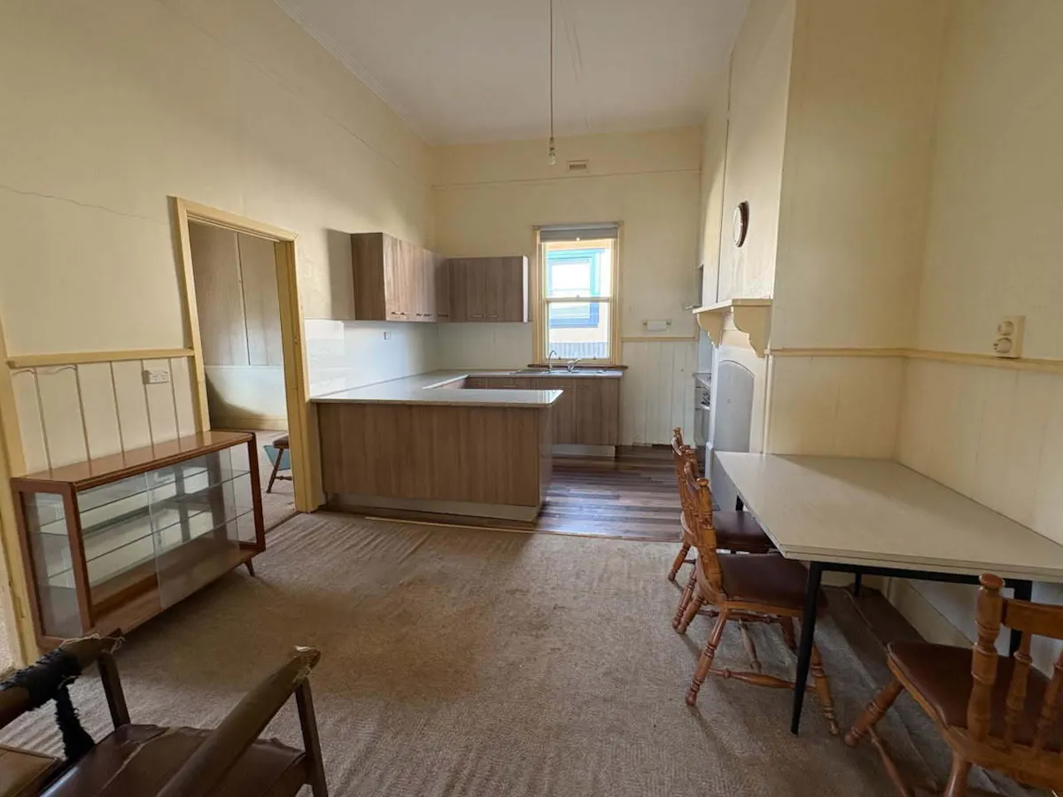 20 Godfrey Street — photo 4 of 15