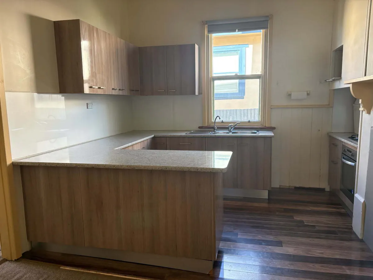 20 Godfrey Street — photo 10 of 15