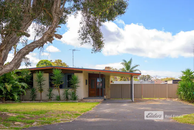 4 Sungrove Avenue — photo from Elders Real Estate Bunbury / Davenport - McCombe Road