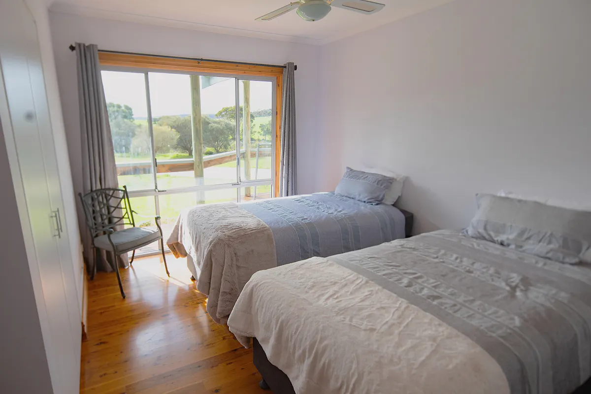 27 Riverside Road — photo 10 of 21