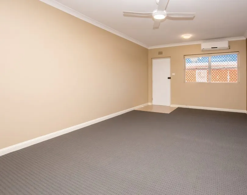 1/110 Bentick Street — photo 4 of 7