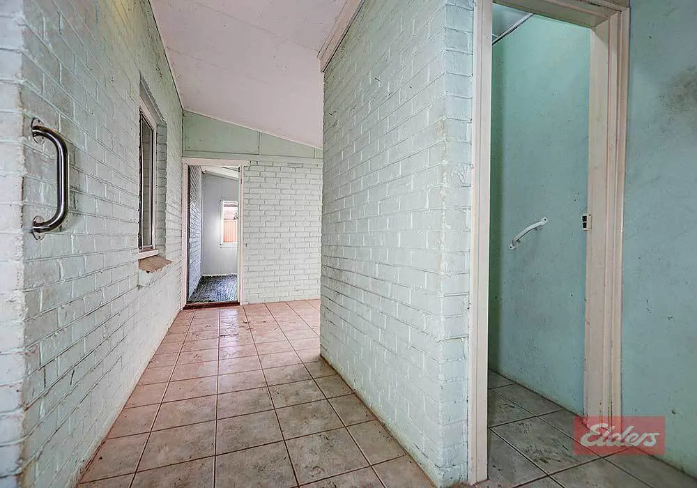 36 Ventnor Street — photo 16 of 30
