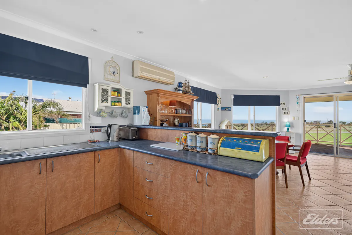 7 Fleurieu Avenue — photo 11 of 28