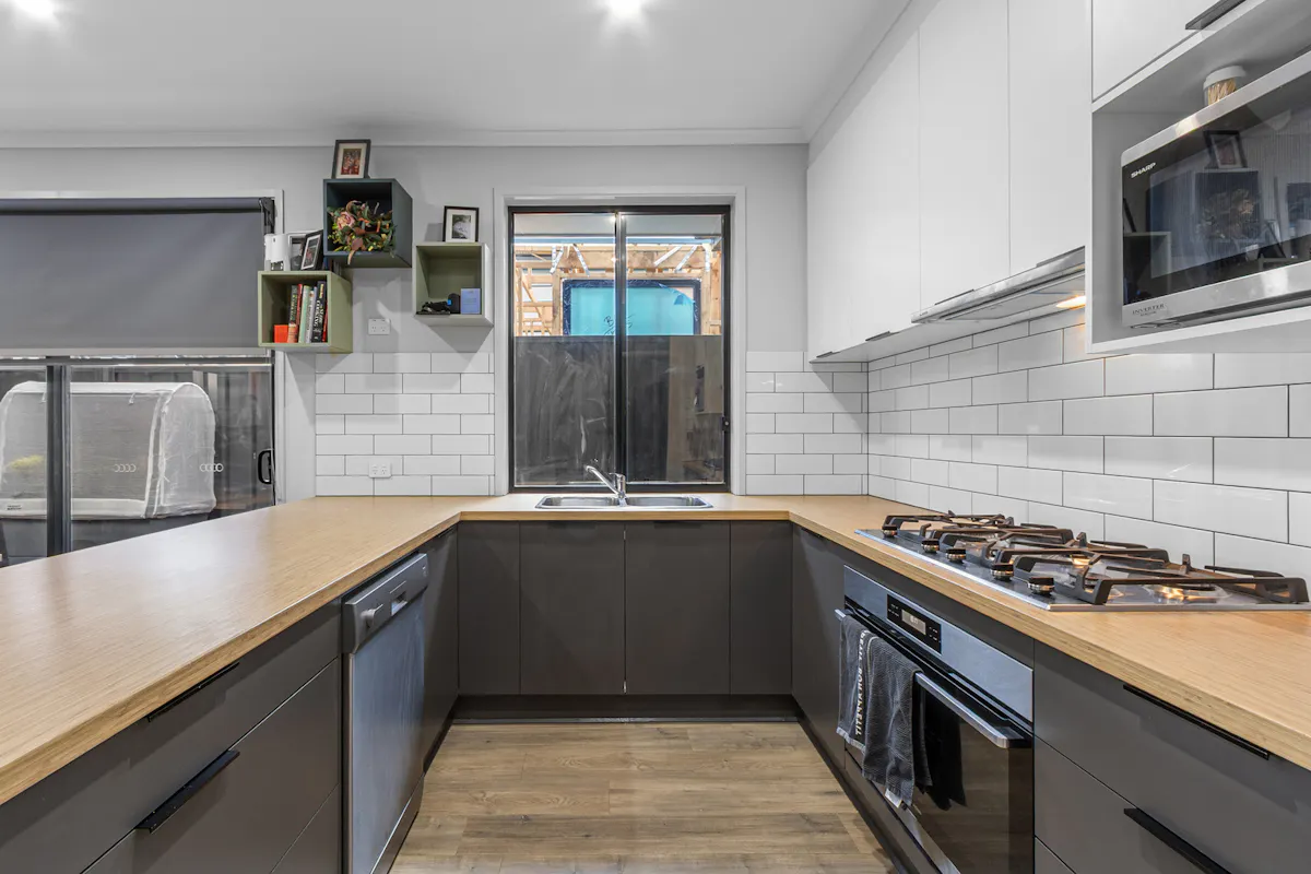 15a Aragon Road — photo 6 of 21