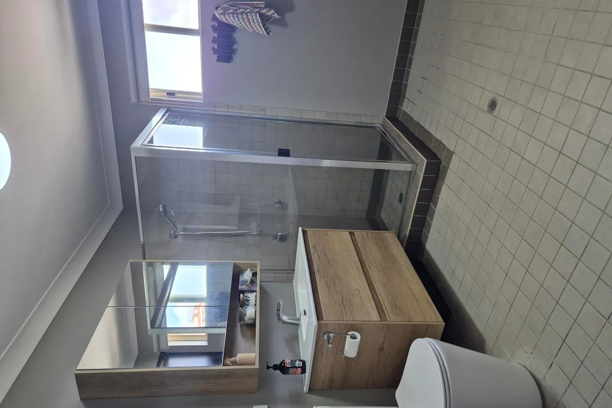 8/48 McIlwraith Street — photo 5 of 12