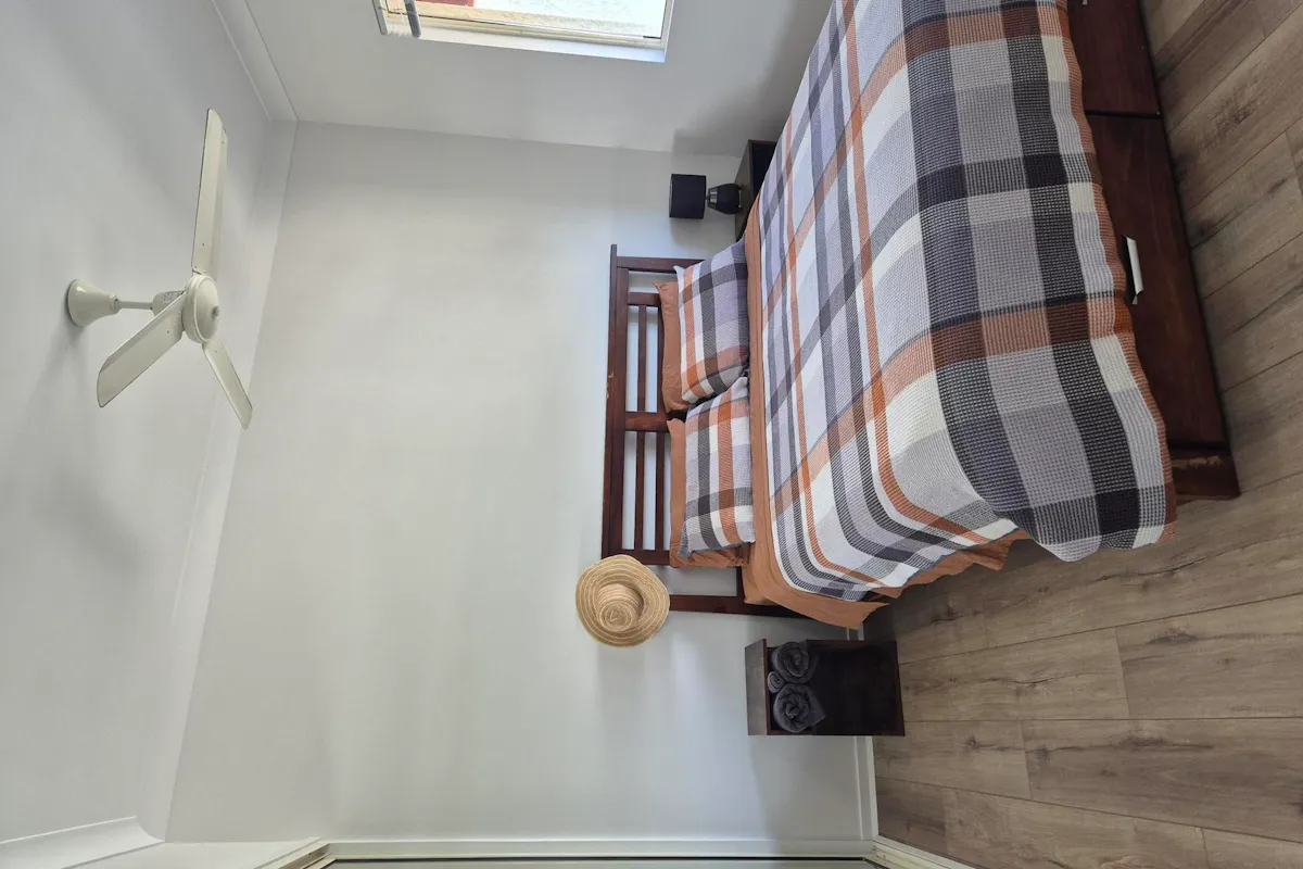8/48 McIlwraith Street — photo 7 of 12