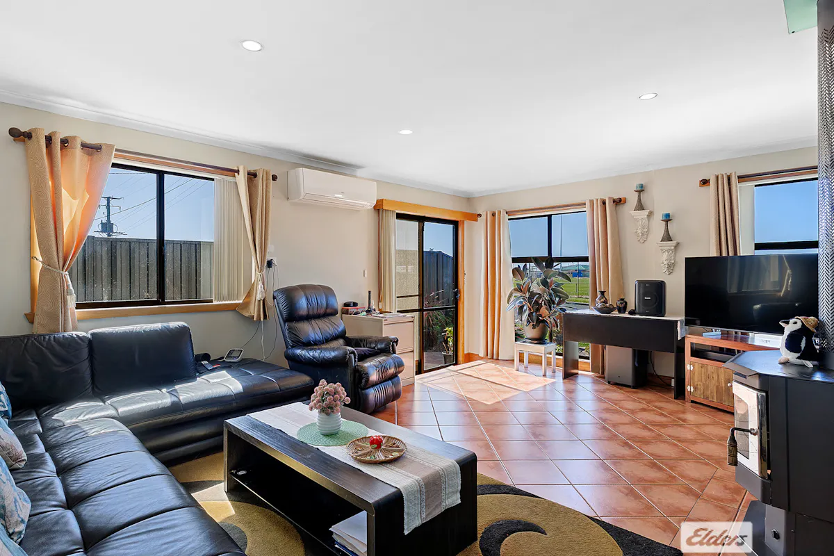 9 Plummer Court — photo 4 of 21