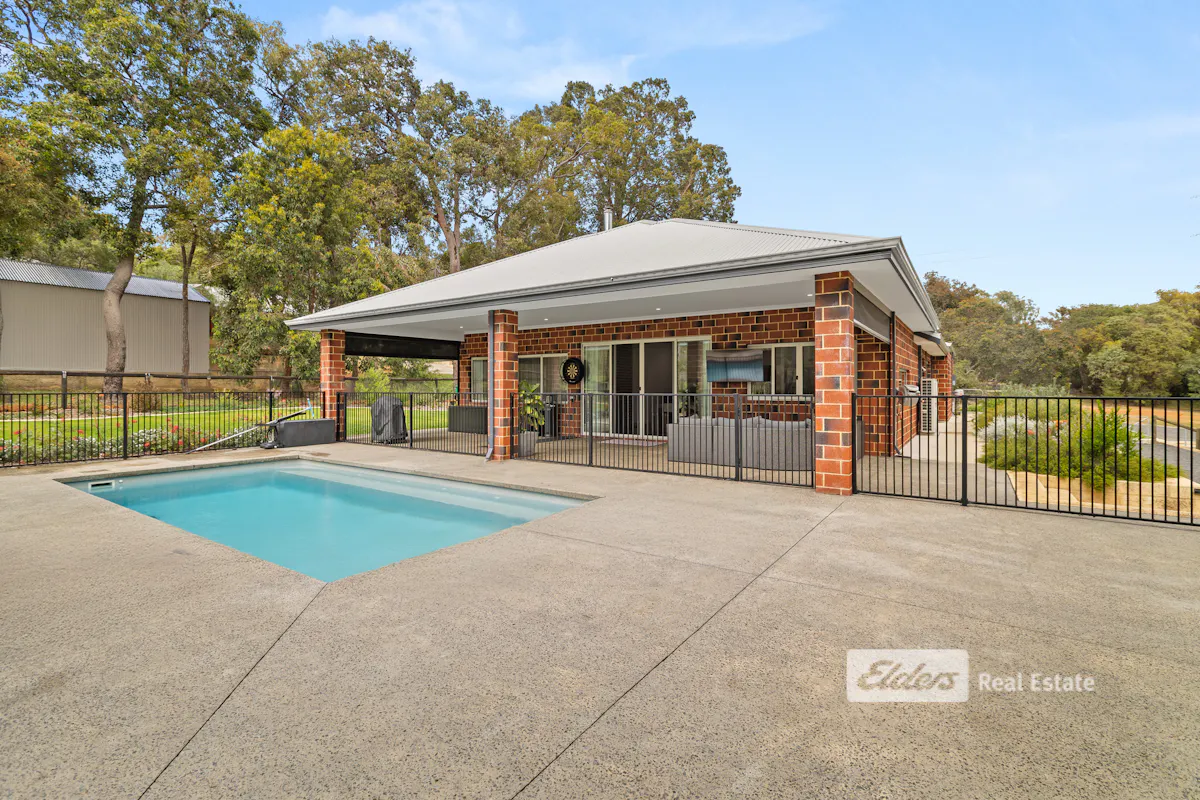 41 Lyons Road — photo 25 of 30