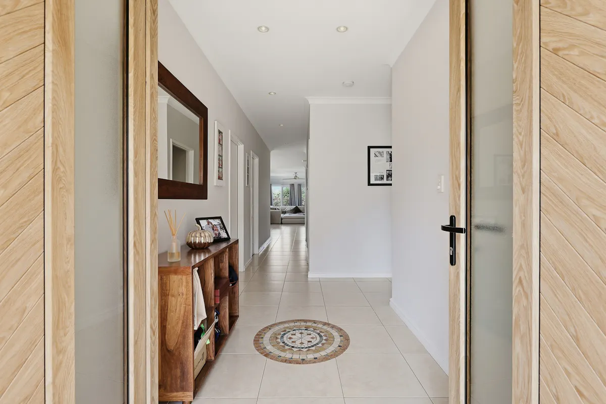 39 Baskerville Crescent — photo 3 of 28