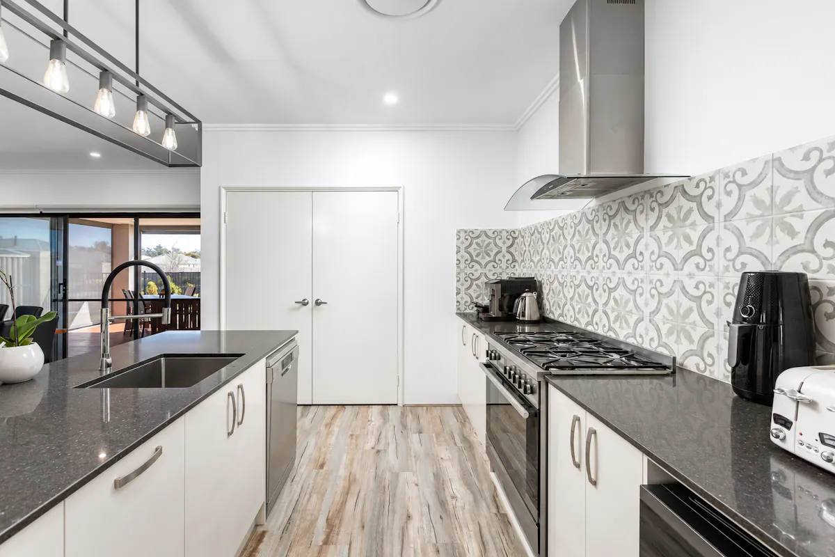 19 Pyrite Way — photo 10 of 29