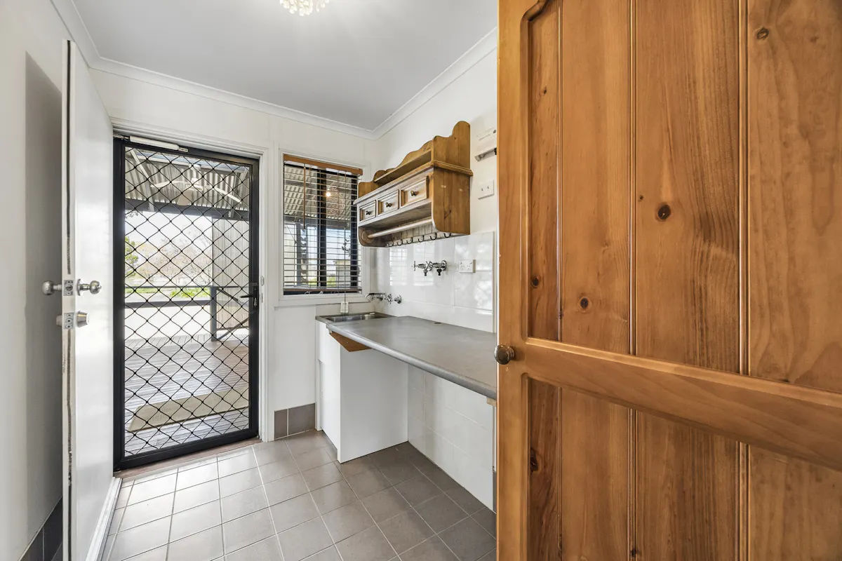 6 Aberle Street — photo 17 of 30