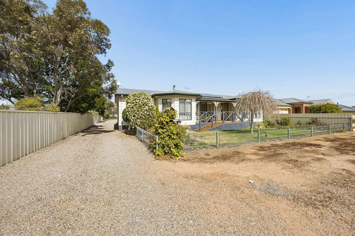 6 Aberle Street — photo 4 of 30