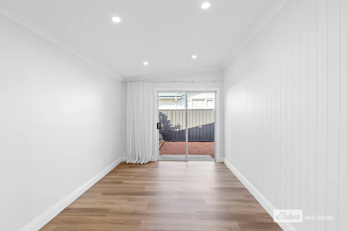 122 South Coast Highway — photo 10 of 26