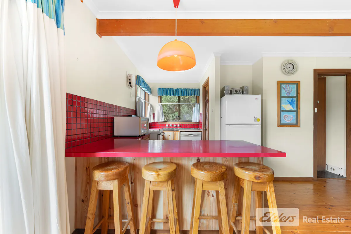 43 Laurel Terrace — photo 5 of 21
