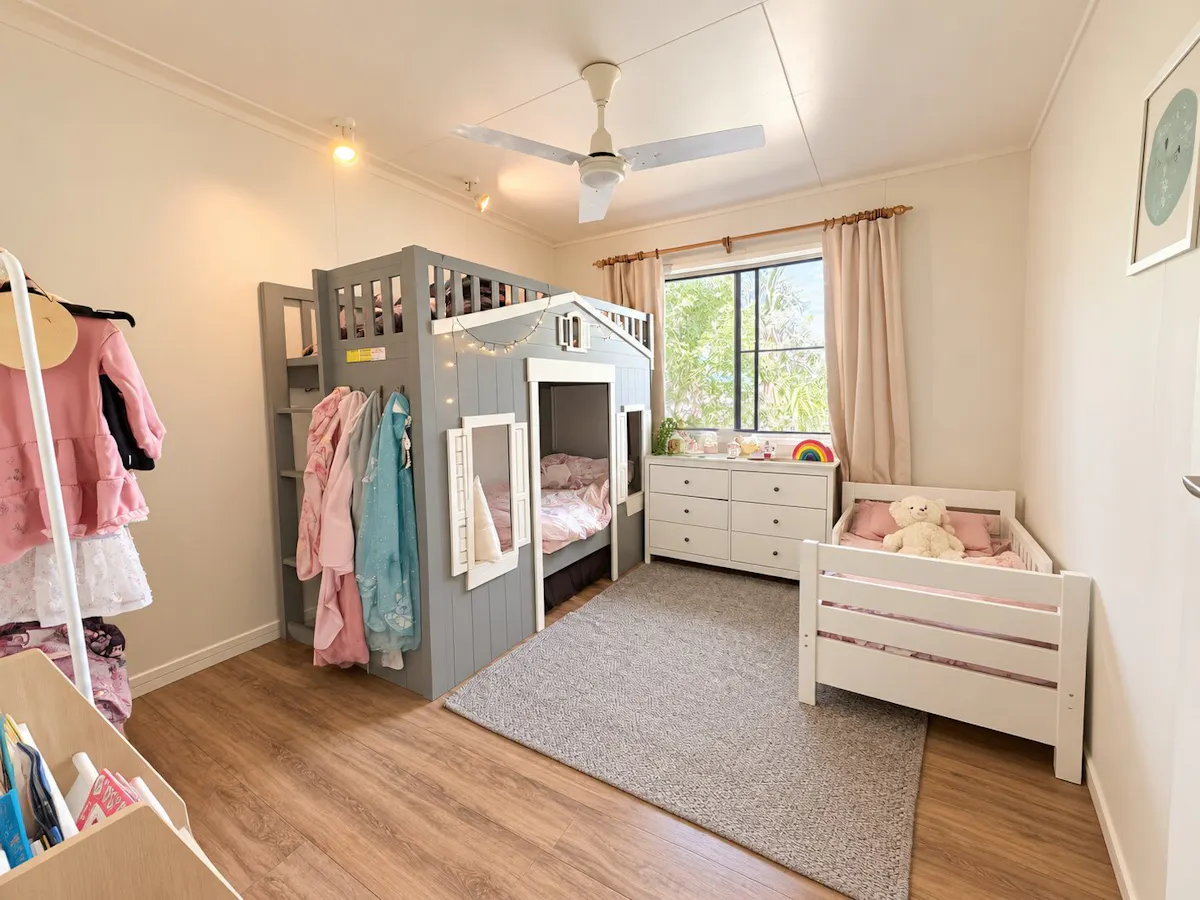 21 Eagle Street — photo 9 of 16