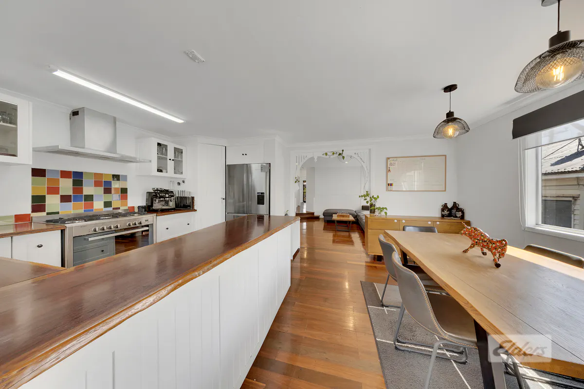 10 Glenlyon Street — photo 6 of 21