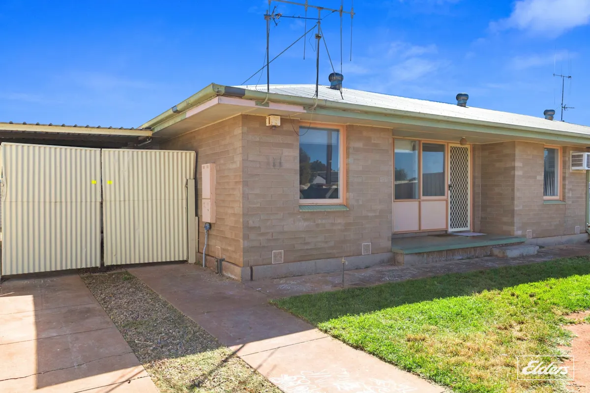 10 Grevillea Street — photo 2 of 19