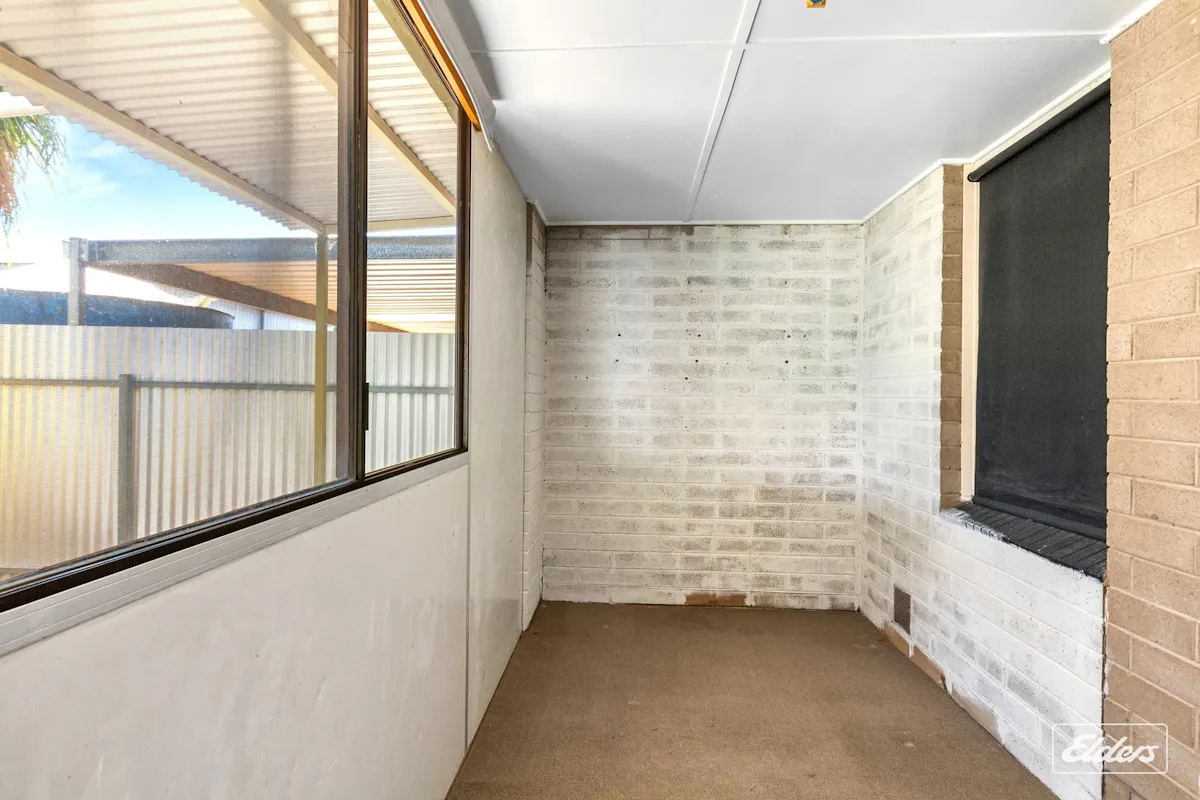 10 Grevillea Street — photo 12 of 19