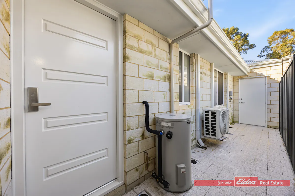 15B Trango Road — photo 8 of 11