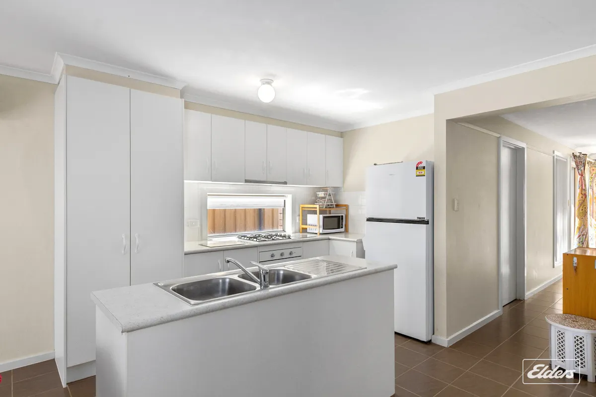 7 Henderson Street — photo 4 of 23