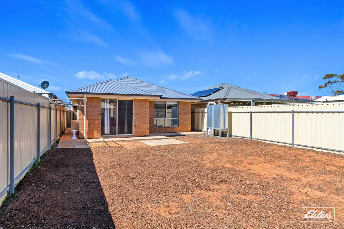 7 Henderson Street — photo 17 of 23