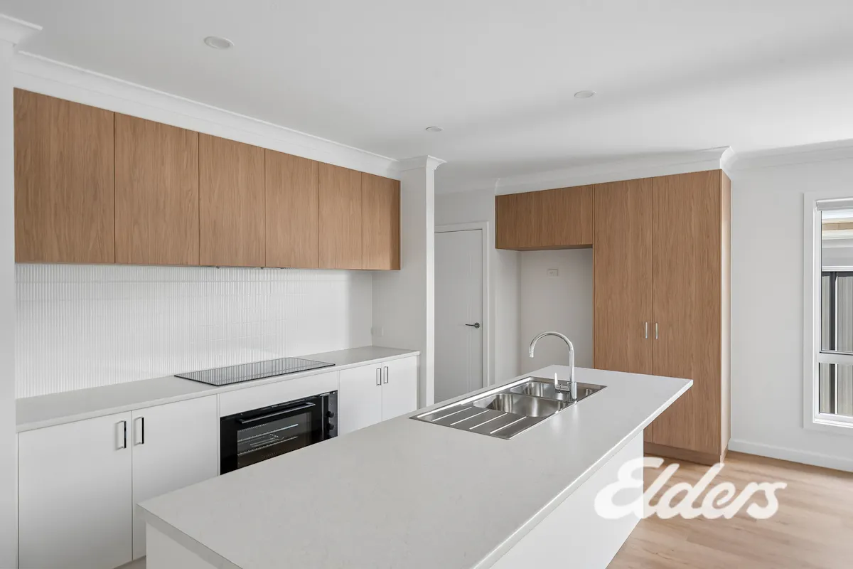 3B McLean Street — photo 5 of 15