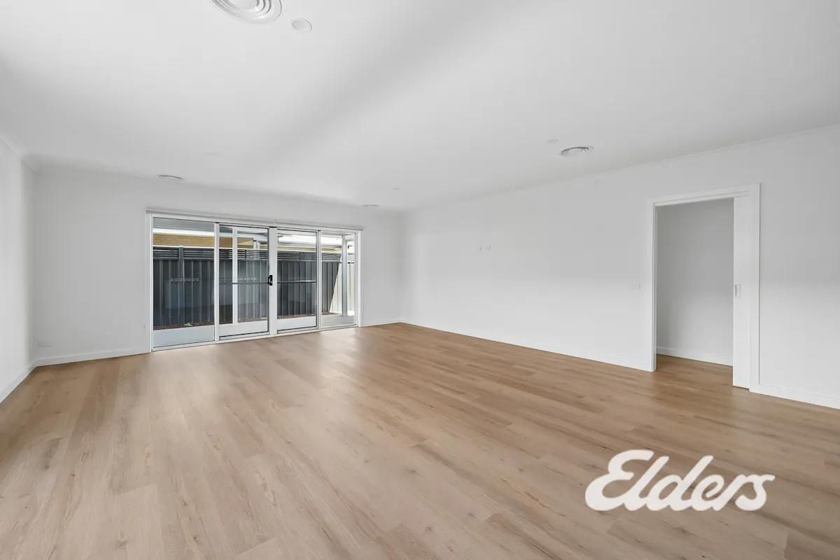 3B McLean Street — photo 6 of 15