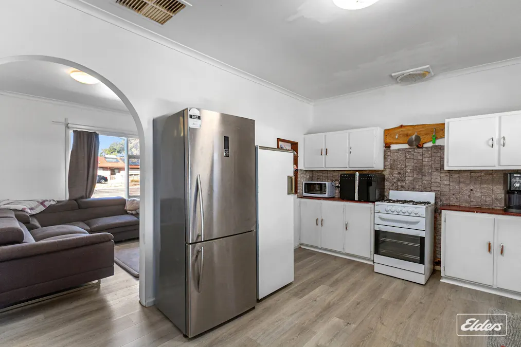90 Flinders Avenue, Whyalla Stuart, SA, 5608 - Image 6