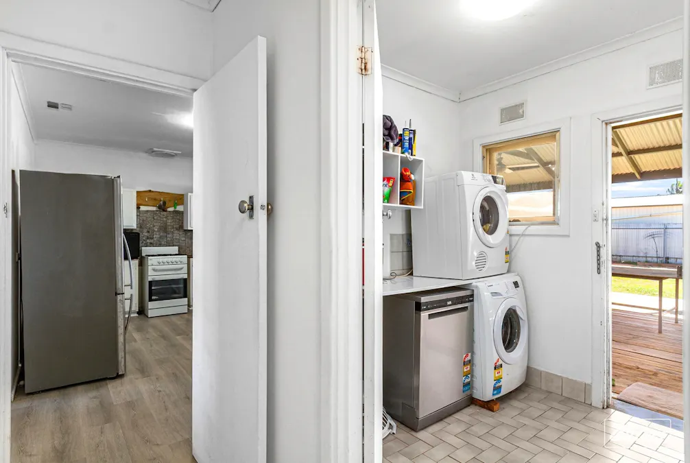 90 Flinders Avenue, Whyalla Stuart, SA, 5608 - Image 12