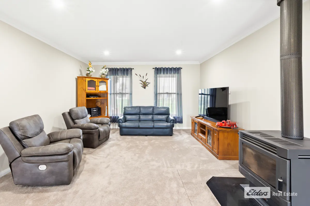 109 Warrenup Place — photo 11 of 30