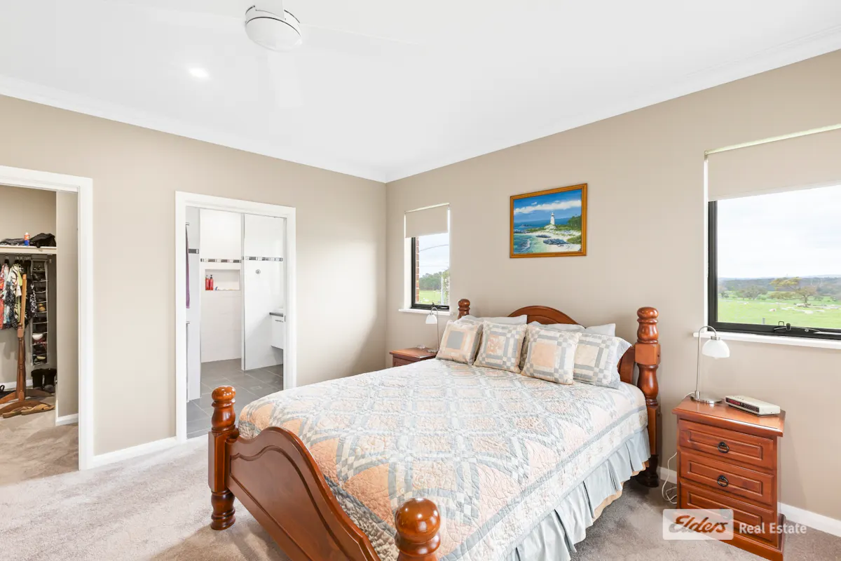 109 Warrenup Place — photo 13 of 30