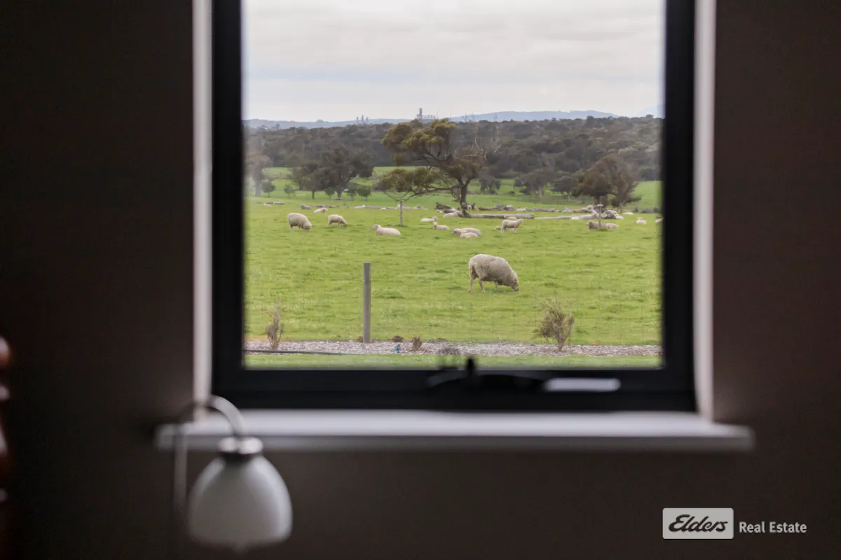 109 Warrenup Place — photo 17 of 30