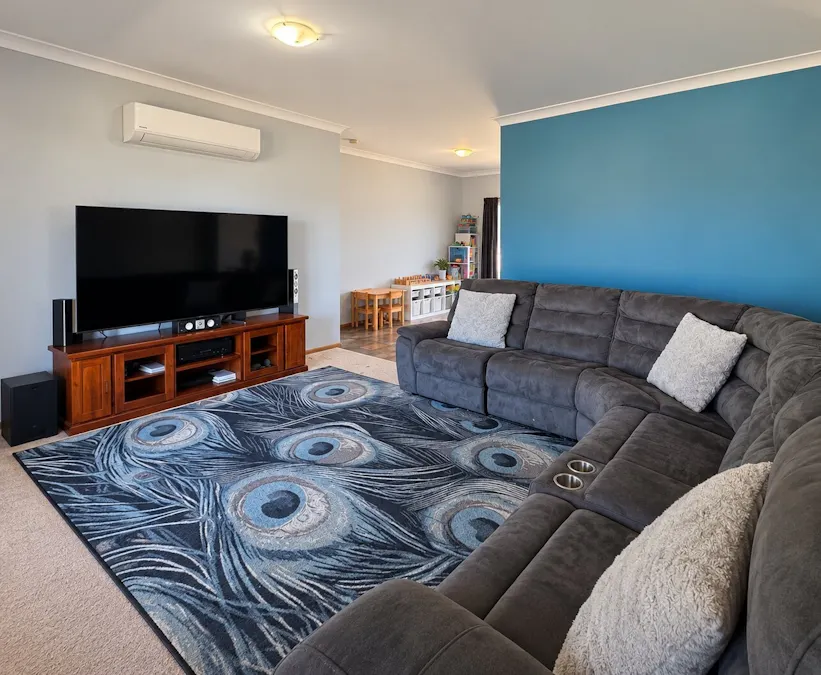 17  Jackara Court, Dalby, QLD, 4405 - Image 6