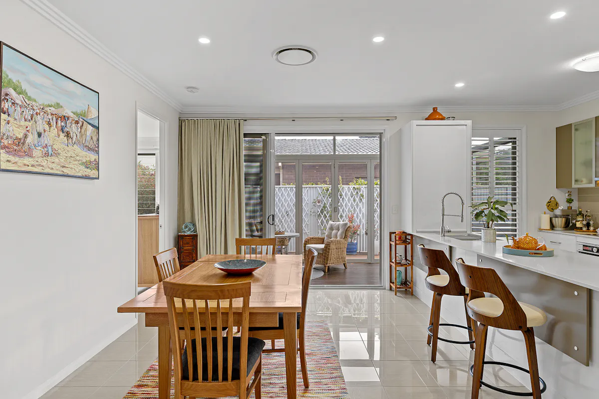 27 Burke Street — photo 7 of 30