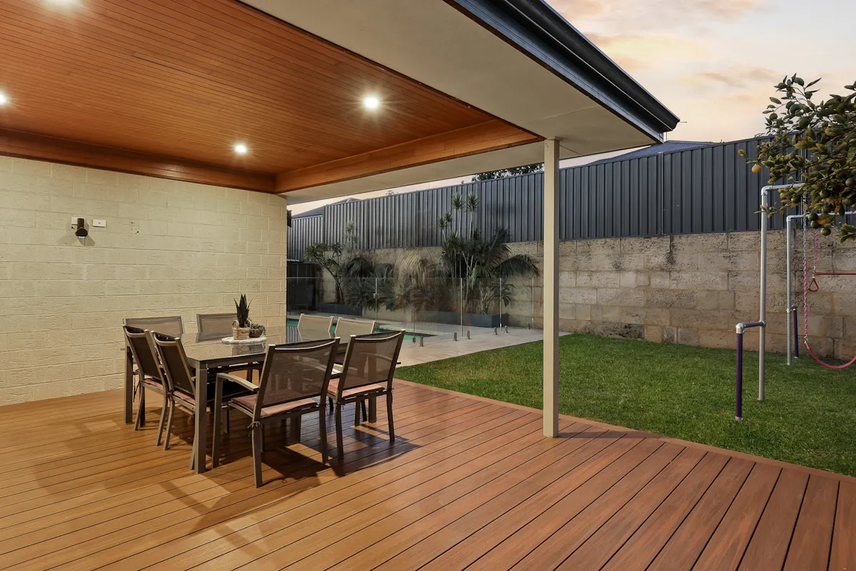 43 Chilvers Street — photo 22 of 27