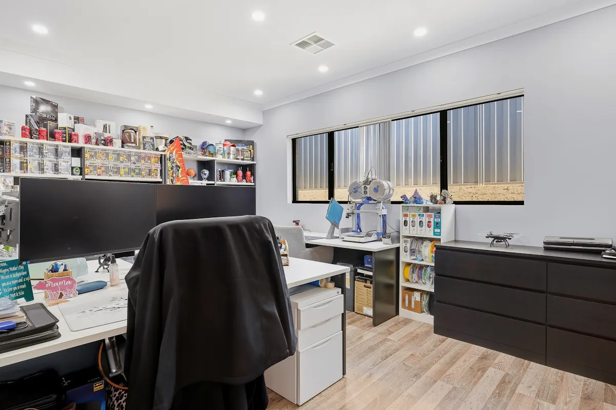 4 Kelvin Terrace — photo 11 of 27